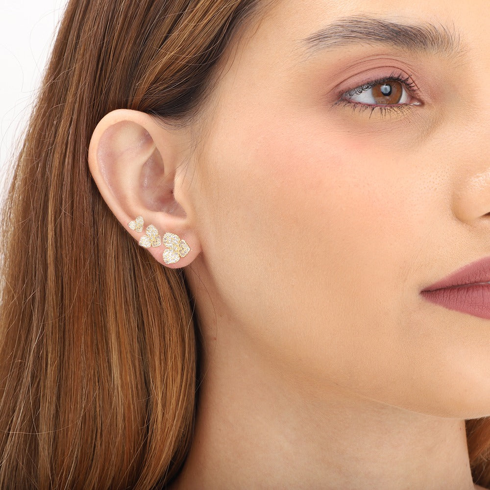 Brinco Flor Cravejada M