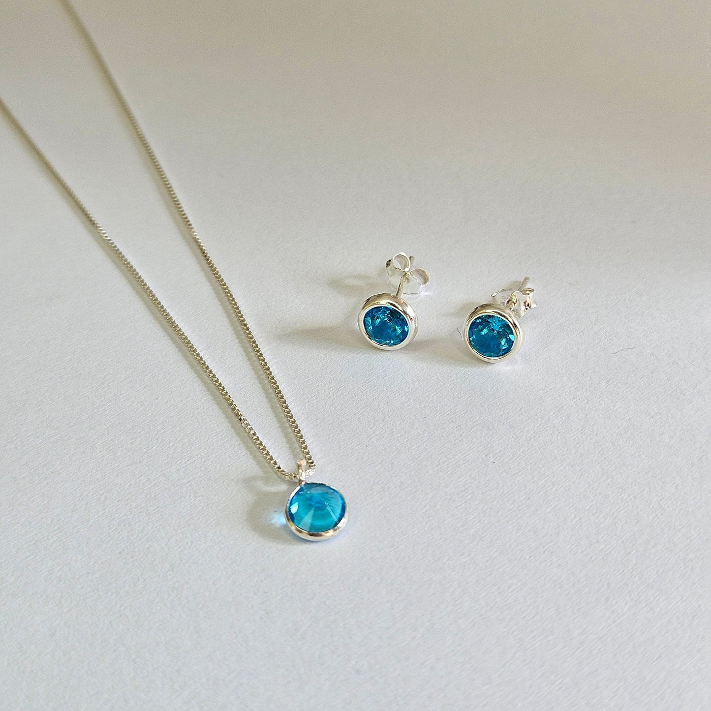 Conjunto Prata 925 Ponto de luz Azul claro 45 CM