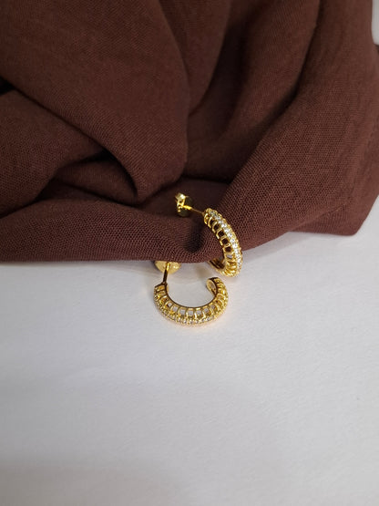 Brinco Argola Fios com Fileira Cravejada G