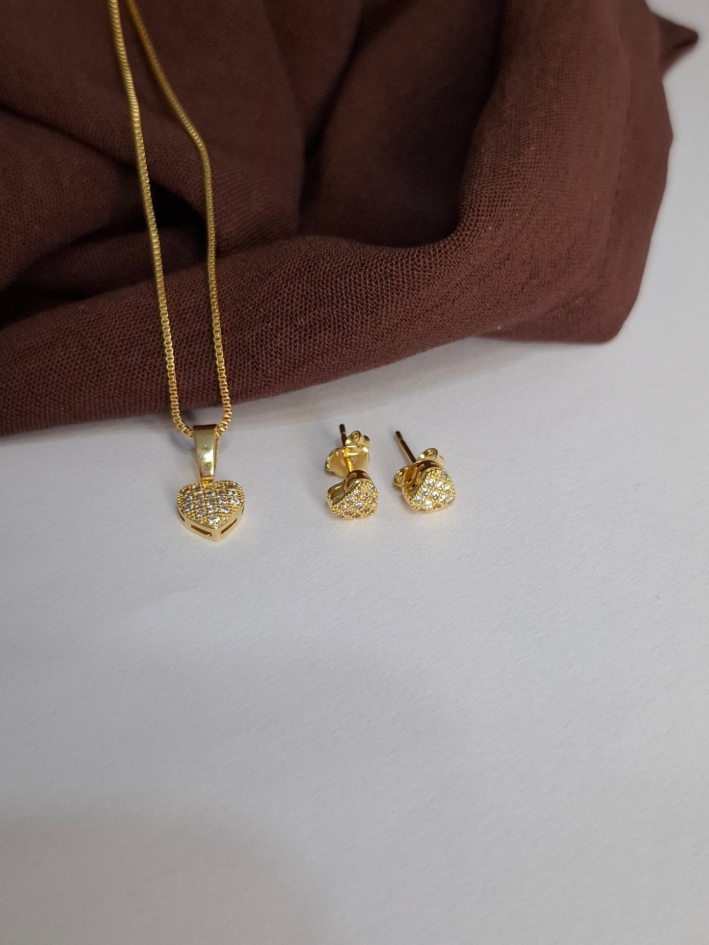 Conjunto Coração Cravejado 45 CM