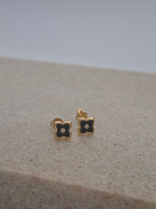 Brinco Trevo Preto M