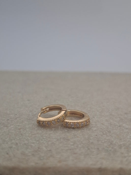 Argola Lisa e Cravejada P